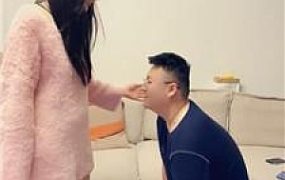 【埋汰】骑马抽耳光/黑丝脚踩虐 bf49105