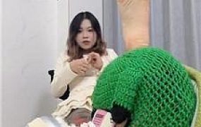 【Qi7】纹身小妹S-强制闻粉鞋/玉足狂舔 JS250107-1