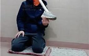 【奇了怪了】白袜脚踩踢踹虐打 JS250104-9