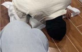 【小凤梨】磕头求主人用小白鞋虐我 JS250114-19