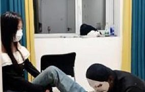 【妙妙】牛仔裤坐脸/裸足踩踏恋足舔 bf49340