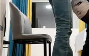 【妙妙】碾压狗爪/强制闻鞋/高跟踩踏/牛仔裤坐脸 bf49563