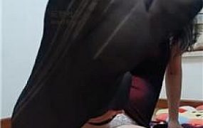 【思纯】性感黑丝诱惑脚下奴才  JS250203-11