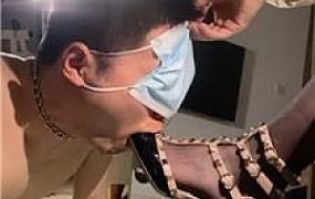 【玄狐】铆钉高跟黑丝踩虐 JS250126-18