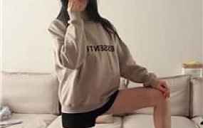 【埋汰】车模美腿踩虐 bf50332