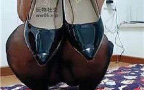 【思纯】性感黑丝高跟踩虐 JS250212-21