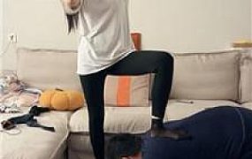 【埋汰】瑜伽女神骑马黑丝踩虐 bf50216