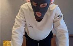 【宝娜】骑马踩踏鞭打-坐脸腿绞窒息 bf50218