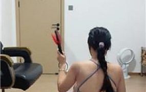 【南月女神】保鲜膜捆绑-坐脸窒息-长靴踩踏鞭打 bf50731