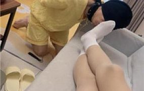 【婉心】囚禁狗笼/反绑跪舔白袜 JS250224-32