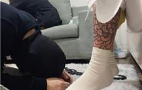 【小凤梨】白袜脚下羞辱奴才 JS250223-8