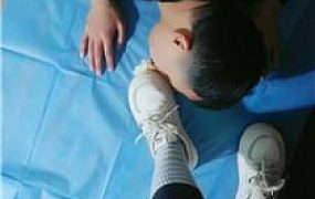 【娜S】小白鞋棉袜踩踏喂食 JS250222-10