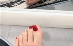 【怡宝】吃脚底    250217-23