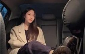 【素人挖掘机】车内调-闻舔臭鞋/玉足狂舔 bf50435