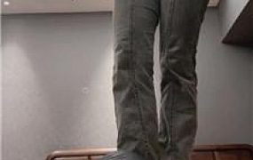 【肉肉sama】踩踏骑马/腿绞窒息 JS250217-37