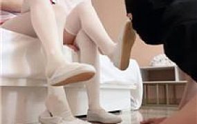 【黑心小魔女】白丝洛丽塔双S脚虐杀 bf50853