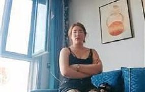 【李老师】高跟网袜全体重踩踏【双视角版】JS250228-34