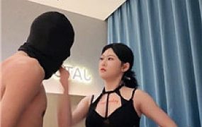 【小小】黑丝高跟踩踏/重度鞭打 JS250306-3