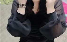 【姗姗】高跟肉丝蹂躏女神犬 bf50871