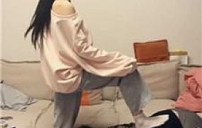 【埋汰】运动后白袜踩狗继父 JS250302-29