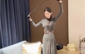 【沅芷大人】高跟皮靴踩脖/鞭打虐乳 JS250112-59