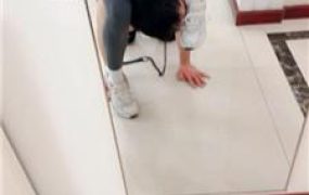 【楚楚】瑜伽女神S-运动鞋白袜踩踏踢踹 bf51233