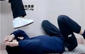 【奇了怪了】运动鞋白袜踩虐家奴 JS250310-28