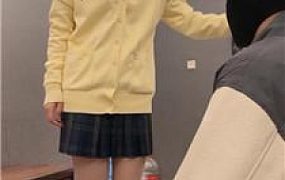 【狗哥】开发素人-毛拖鞋棉袜踩虐 bf50975