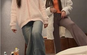 【猴哥】双S-姐妹花白袜脚跳踩 bf51356