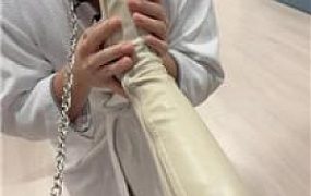 【淮柔】长靴黑丝踩踏-恋足狂舔 JS250323-9