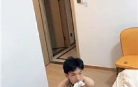 【南月女神】家奴卑微伺候起床 bf51580