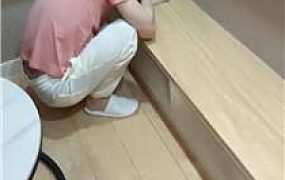 【蜜桃】黑丝美腿全体重踩踏 JS250327-23