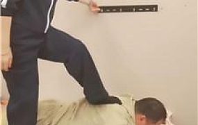 【夸梨】花钱让黑丝技师暴揍我【下】【双视角版】 bf51764