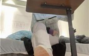 【玥野兔】无意识-小白鞋棉袜踩狗脸 JS250401-11