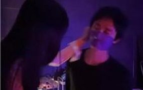 【琴月】下跪白袜脚气味辱 JS250331-39