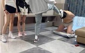 【深情】多学生S-袜子塞嘴暴力踢踹 bf52054