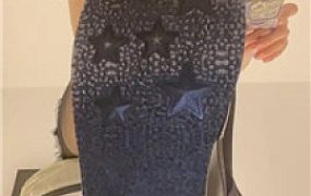 【甜一】妹妹的黑丝    250402-26