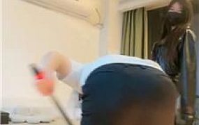 【悠悠大魔王】长靴踩虐-重度鞭打-胯下羞辱 JS250402-13