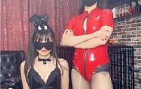 【冷颜】母畜-红长靴诱惑-电击鞭打胯下辱 bf52604