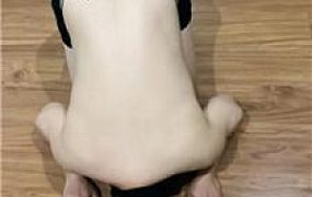 【亲吻我的右脚】骑马狗爬-抽耳光/玉足狂舔 bf52610