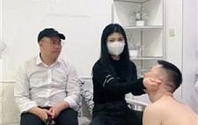 【娜塔莎】情侣主羞辱绿帽老公【双视角】 JS250417-21