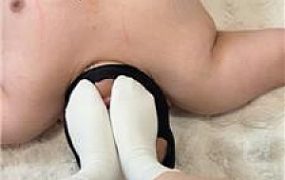 【佳佳】高跟+白袜脚踩踏 JS250425-19