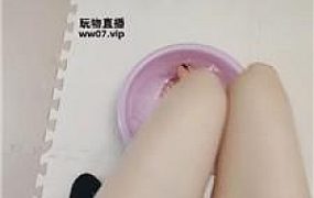 【灵竹】伺候沐足-玉足狂舔 JS250504-27