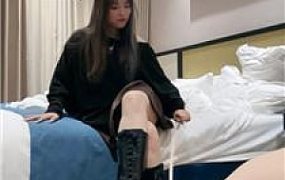 【黑兔】藤条重度狂抽-舔脏鞋 JS250428-24