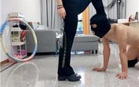 【南月女神】五花大绑虐不听话的狗 JS250507-17