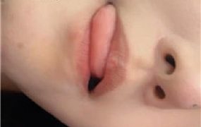 【牙乖乖】口水灯下    250503-26