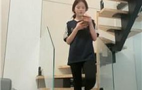 【欣儿】运动鞋棉袜踩废物奴 bf53327