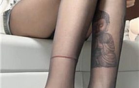 【柒柒麻麻】黑丝肉丝脚底释放    250523-9