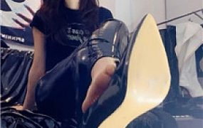 【倪小主】裸足    250516-16