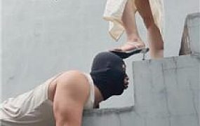 【凤主大人】户外-旗袍女神踩踏喂食 bf53487